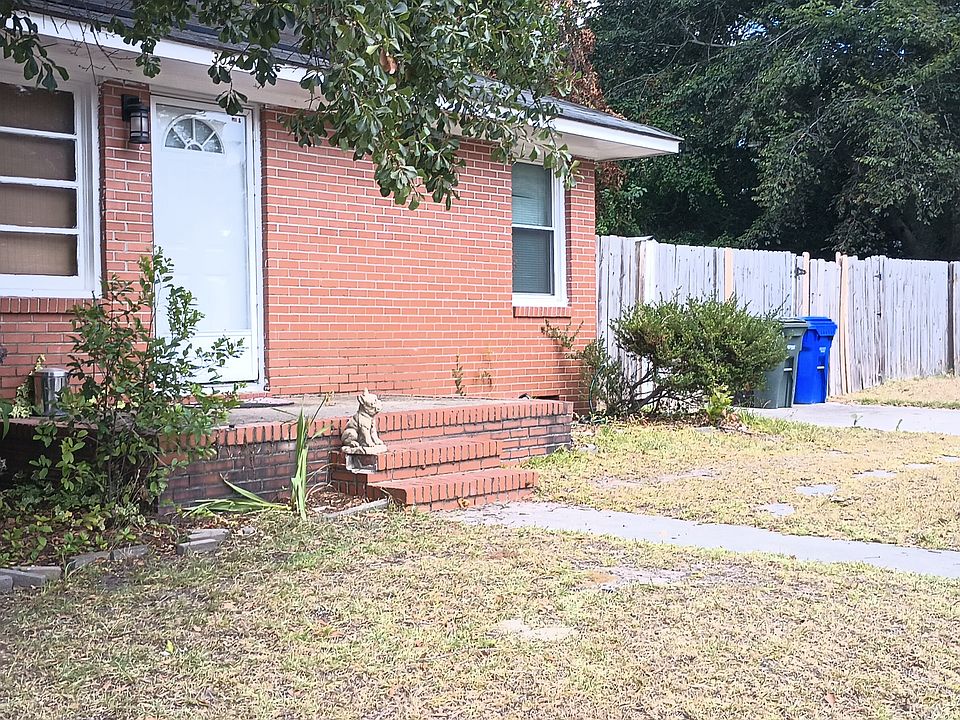 2nd image of 308 Sycamore St