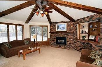 4th image of 1835 Garland Ln N