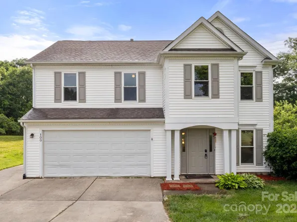 100 Brookstone Dr, Mount Holly, NC 28120