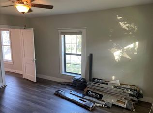 803 E McAlpine St #4, Navasota, TX 77868