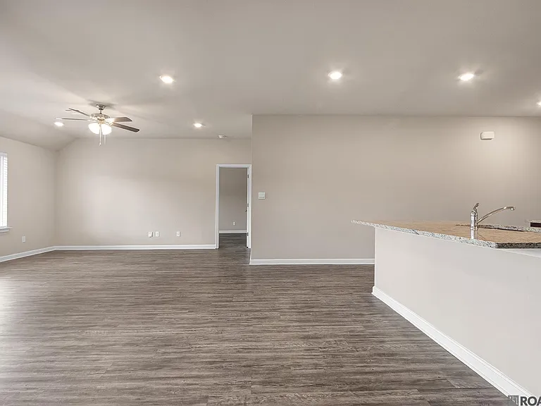 35517 Grovemont Dr — Photo 7