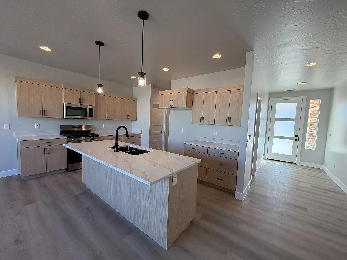 4192 S Crimson Trails Dr — Photo 2