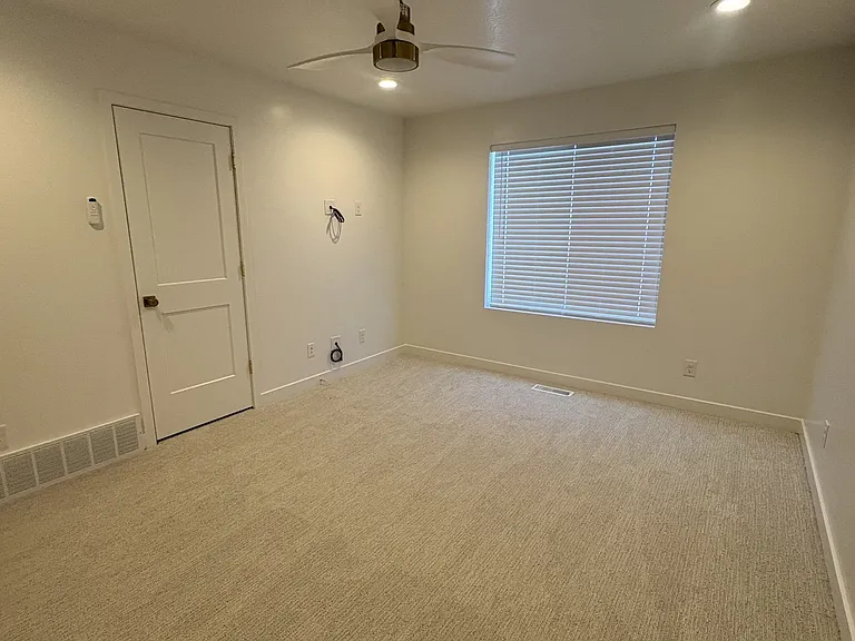 1220 N 275 W — Photo 12