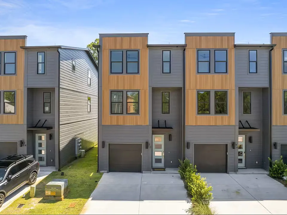 50 Blue Eden Loop