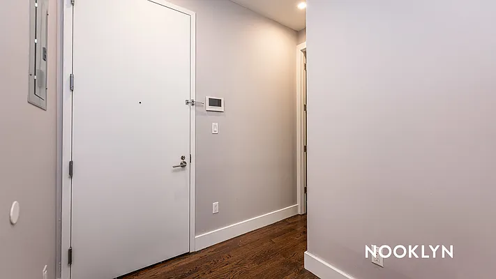 Rented by Nooklyn NYC LLC | media 24