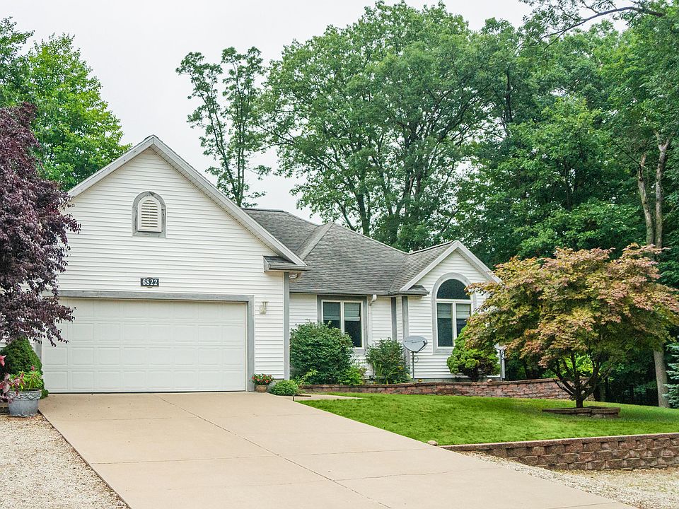1st image of 6822 Wildwood Ct