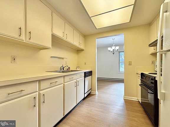 3rd image of 3301 S Leisure World Blvd #99-2E