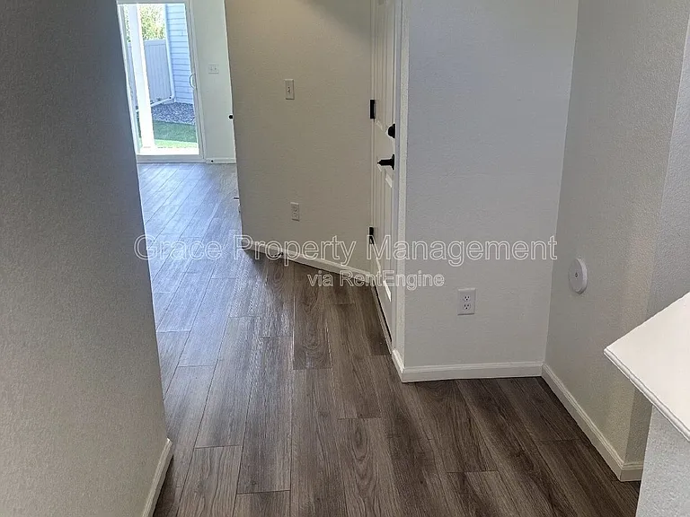 21844 E 44th Dr — Photo 14