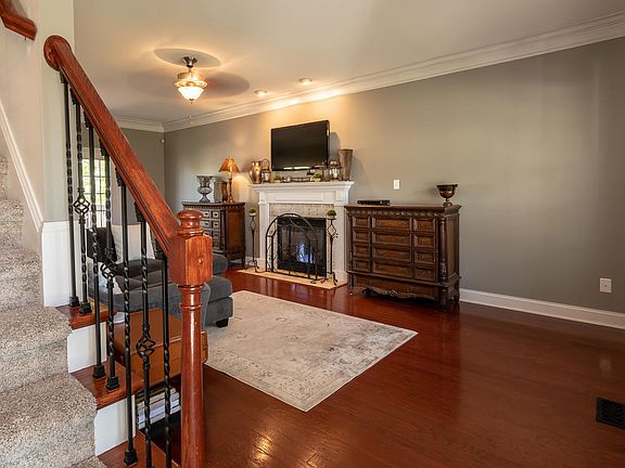 4th image of 3324 Grassy Pointe Ln