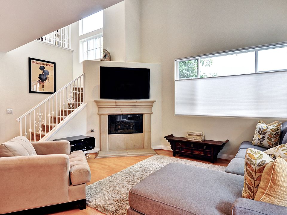1st image of 443 Begonia Ave