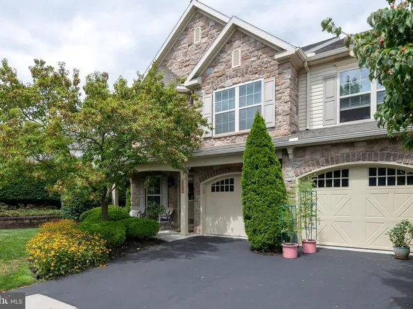 480 Nursery Dr S, Mechanicsburg, PA 17055