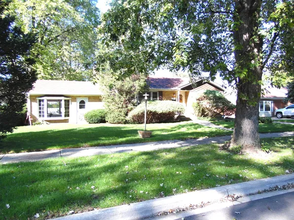 10324 S Natoma Ave, Chicago Ridge, IL 60415