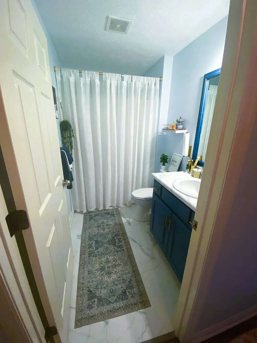 Full Bathroom - Maude Rd