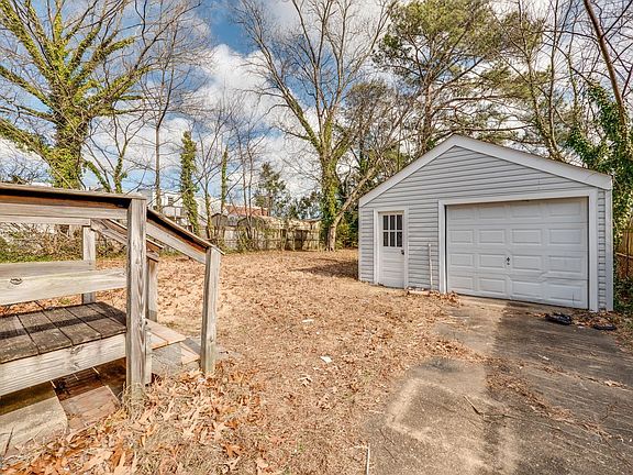 3rd image of 3110 Chalfin Ave #A