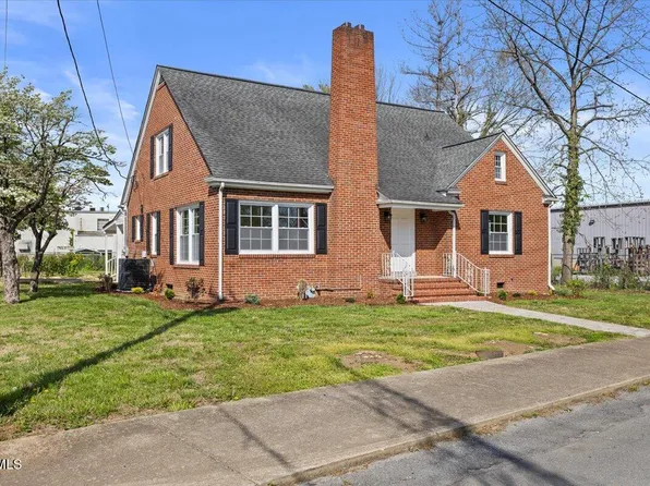 223 N Riverside Dr, Elizabethton, TN 37643