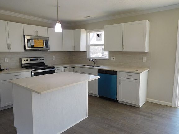 4th image of 1058 Hamrick St