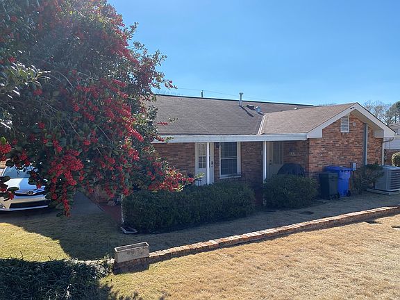 4th image of 2307 Winchester Dr