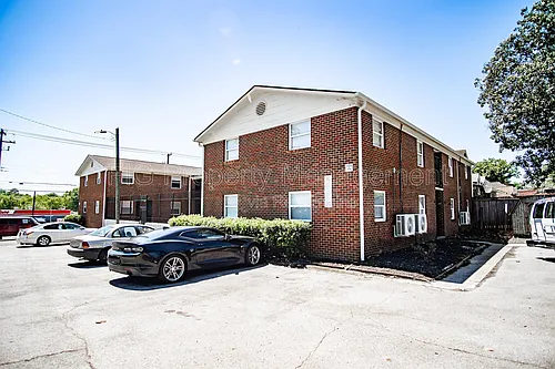 315 N Castle St Photo 1