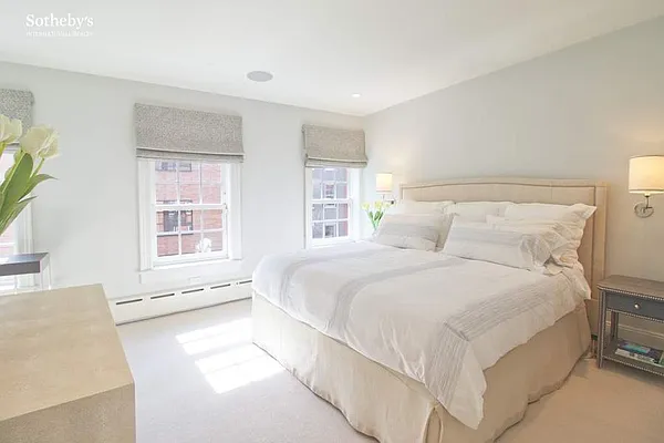 Rented by Sotheby's International Realty | media 42