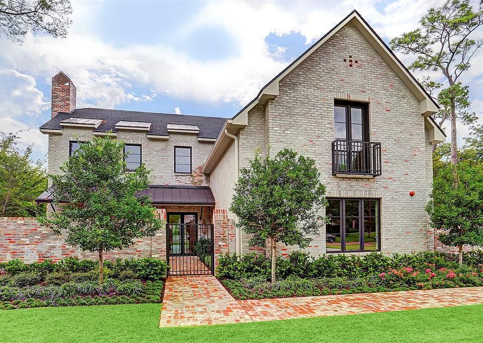 1st image of 1118 River Bend Dr