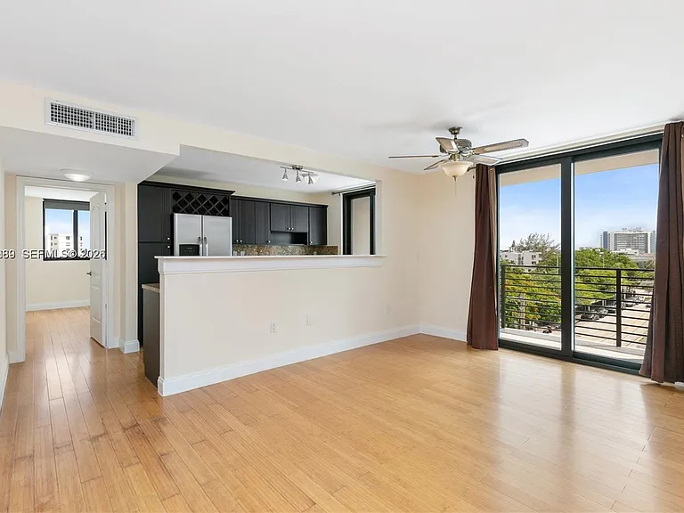 8100 Byron Ave #501 — Photo 8