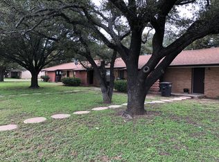 2044 Menard Hwy APT 1, Brady, TX 76825