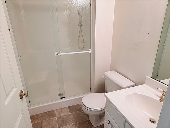 3rd image of 4007 Treeline Ct NE