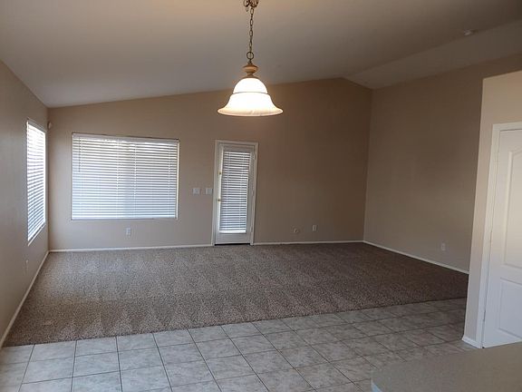5th image of 10928 W Roanoke Ave