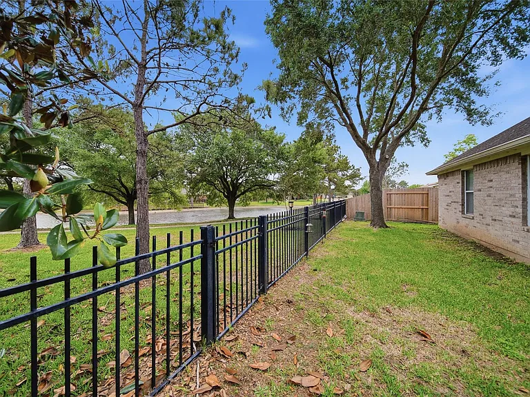 4910 Ivory Meadows Ln — Photo 30