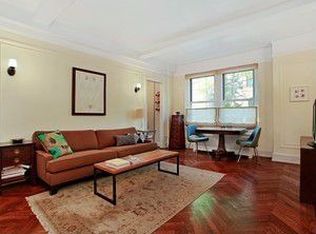 90 8th Ave APT 1E, Brooklyn, NY