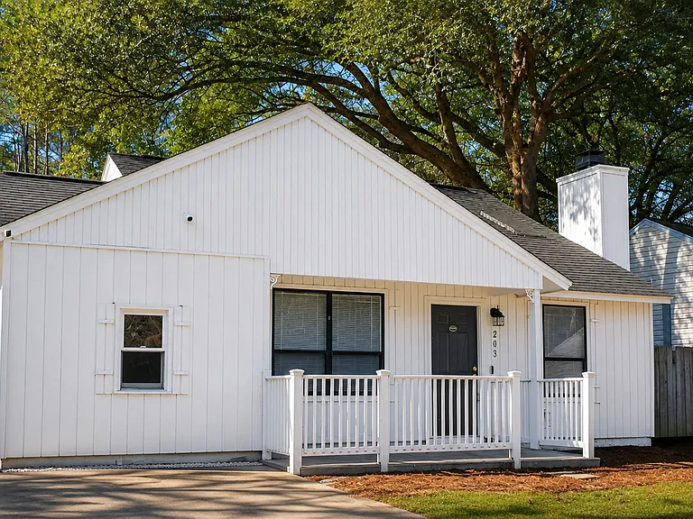 203 Tabby Creek Cir — Photo 1