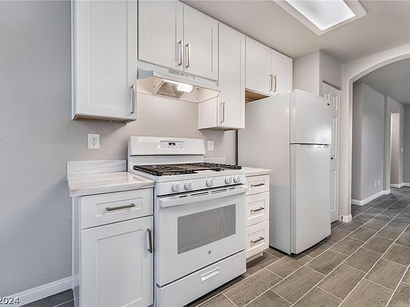 2nd image of 1440 Jamielinn Ln Unit 204
