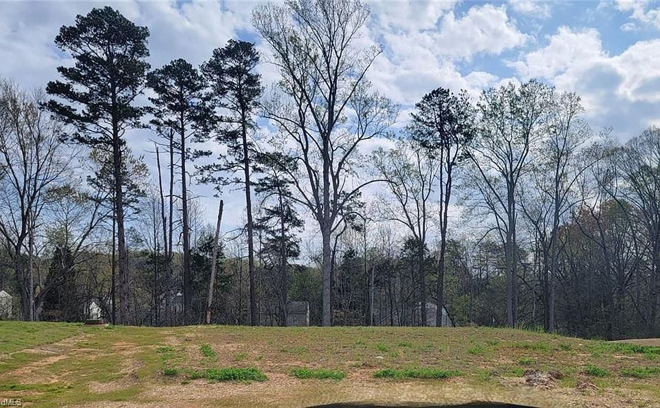 1st image of 3459 Robindale Dr
