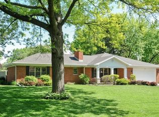 12 Glenbrook Dr, Prospect Heights, IL 60070
