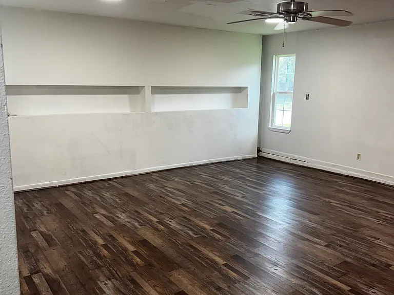 7402 Campeachy Ln — Photo 15