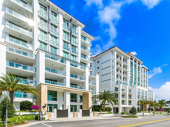 2nd image of 495 E Royal Palm Road #402