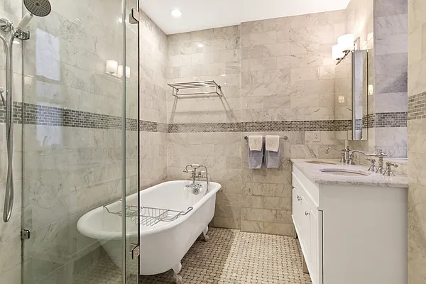 Rented by Corcoran | media 34