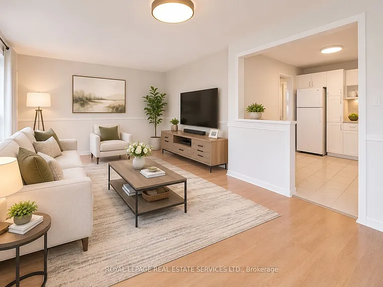 3500 Glen Erin Dr #4 — Photo 4