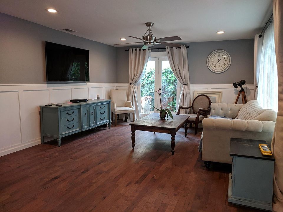 1st image of 849 La Mesa Way