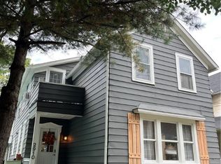 2910 W 12th St, Cleveland, OH 44113