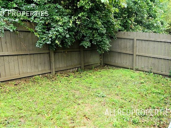 2nd image of 1408 N Dawn Dr