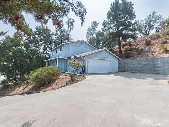 2nd image of 32 Fresno St