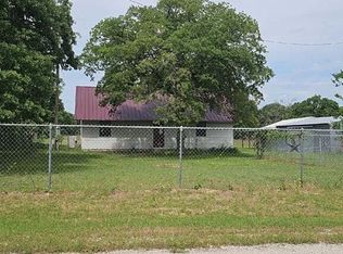 517 Sandy Oaks Rd, Springtown, TX 76082