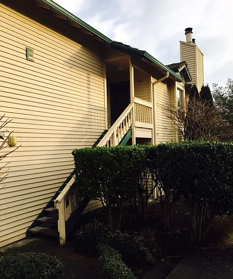 Entry Stair Case