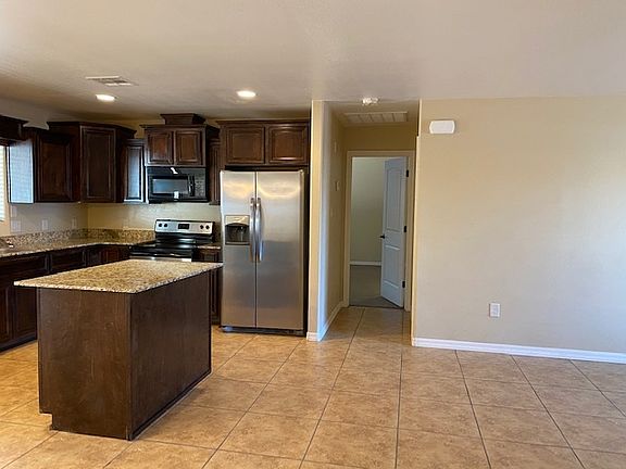 5th image of 5326 E 33rd Ln