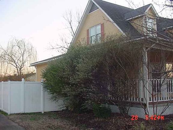 3rd image of 1131 W Moultrie Dr