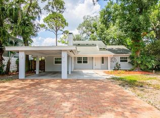 7147 Lago St, Sarasota, FL 34241