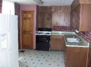 39 S 2nd St, Indiana, PA 15701