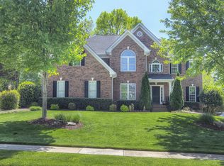 13827 Bramborough Rd, Huntersville, NC 28078