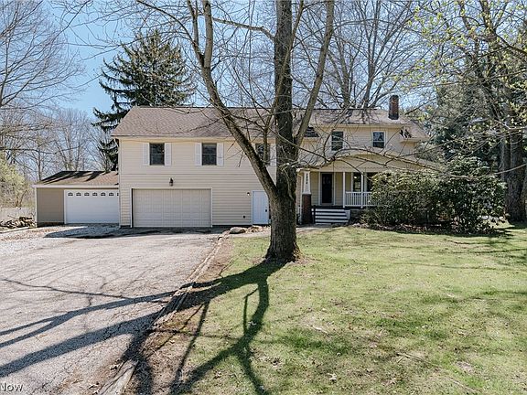 2nd image of 1894 Ritchie Rd
